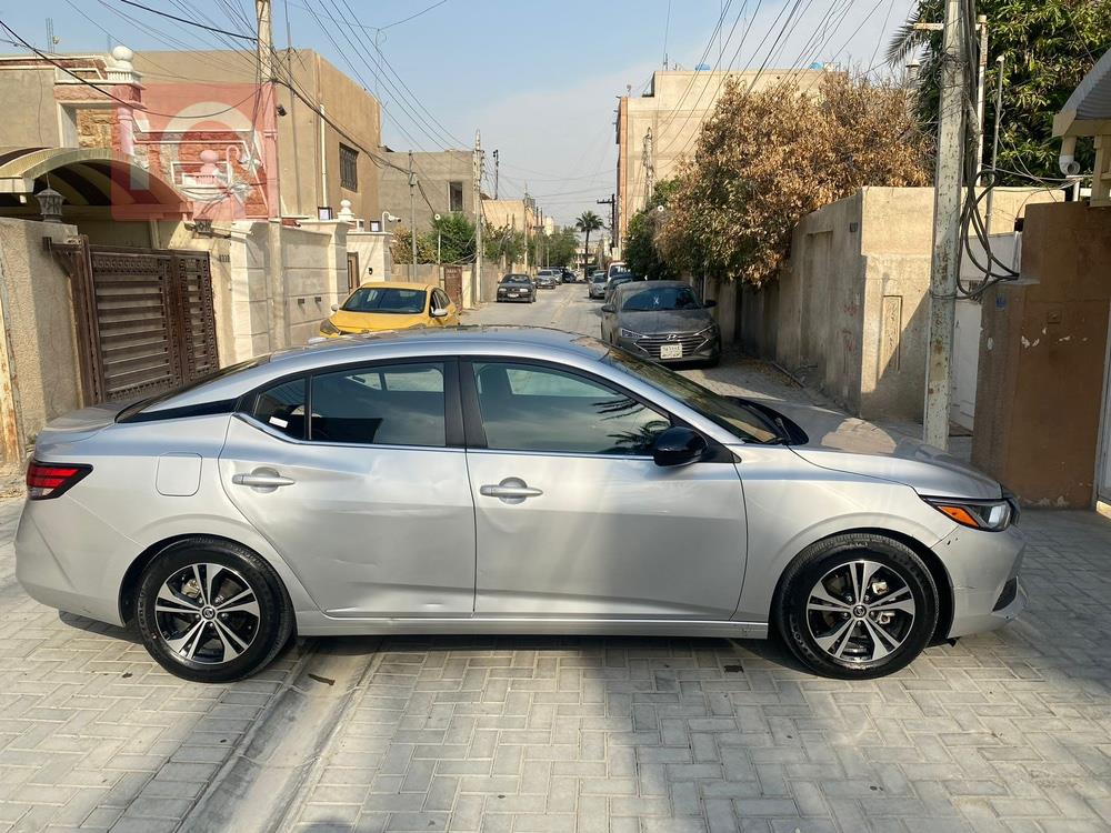 نيسان سنترا